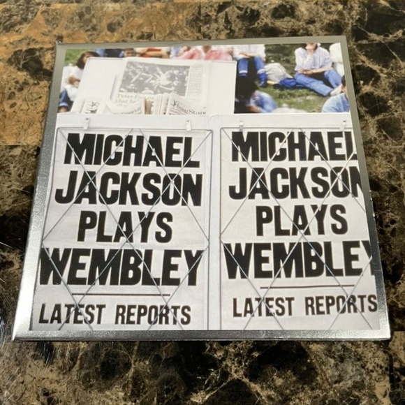 Michael Jackson BAD: 25th Anniversary Deluxe Edition - Picture 8 of 12